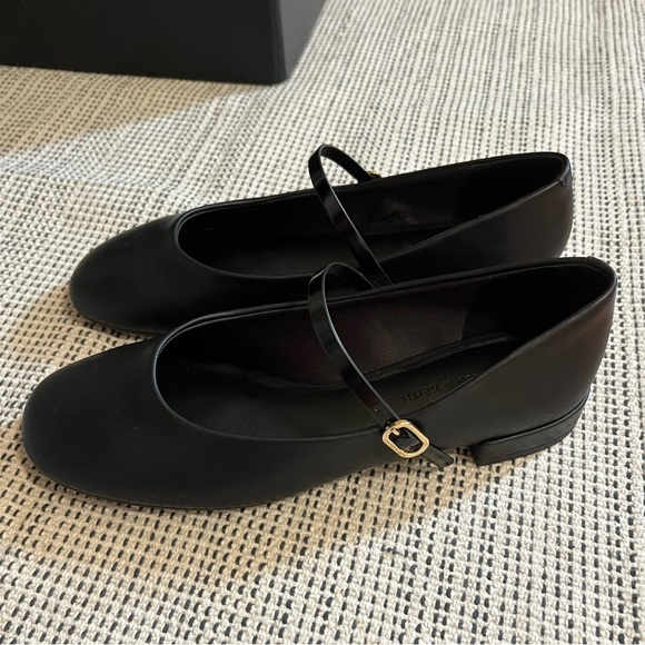 Round-Toe Mary-Janes - Picture 5 of 6